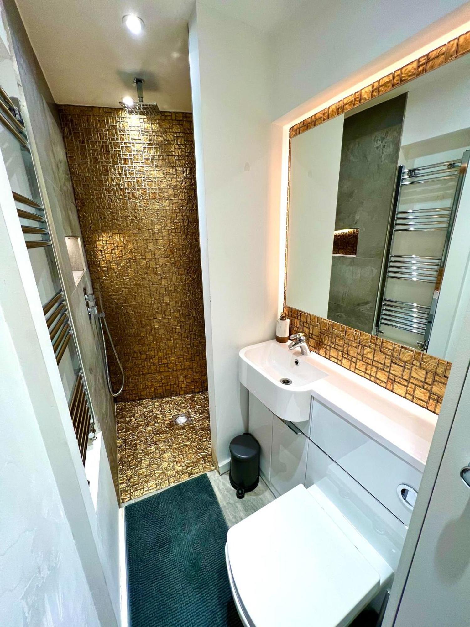 Modern Studio Apartment With Free Wifi London Exterior photo