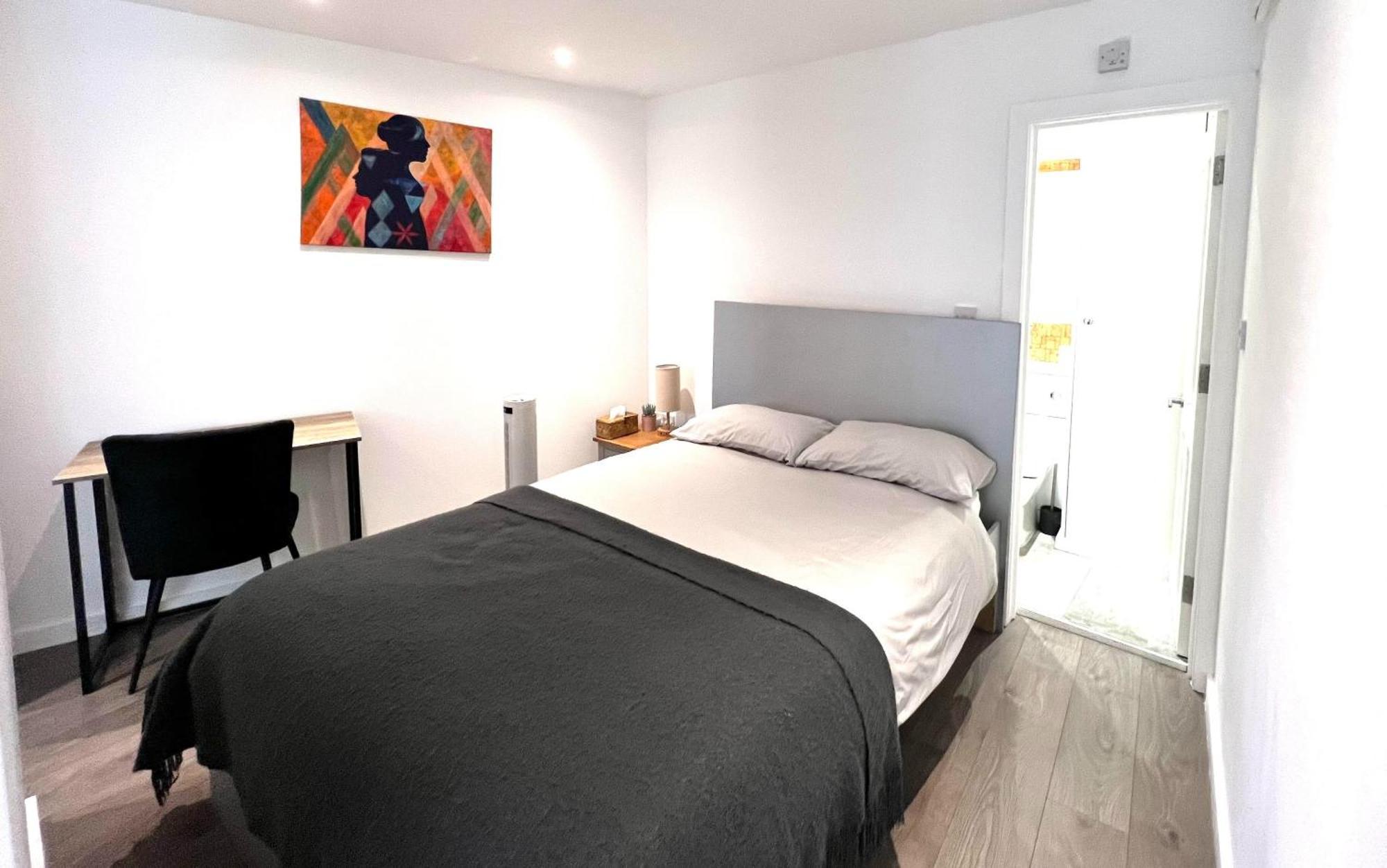 Modern Studio Apartment With Free Wifi London Exterior photo